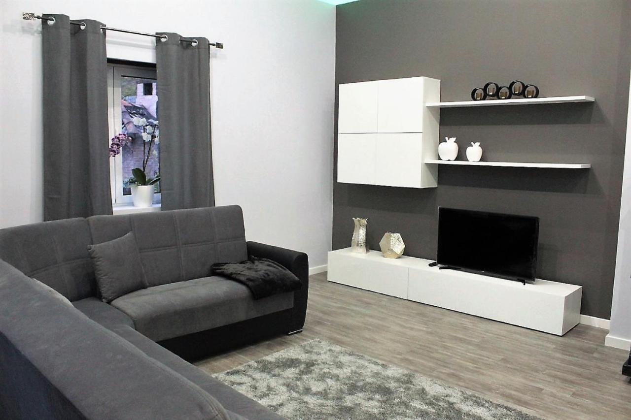 Cottage Quinze, Contemporary Designed Cottage With Swimming Pool 폰타델가다 외부 사진