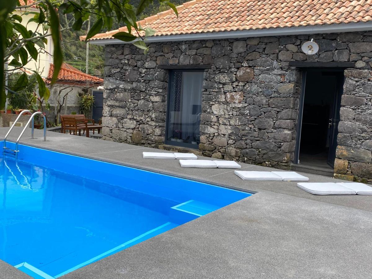 Cottage Quinze, Contemporary Designed Cottage With Swimming Pool 폰타델가다 외부 사진